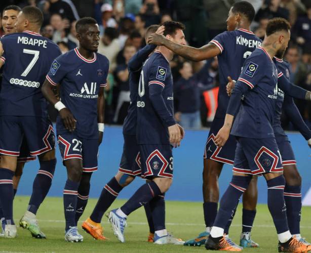 世俱杯赛程-巴黎圣日耳曼惨遭逆转!客场不敌里尔球队的简单介绍