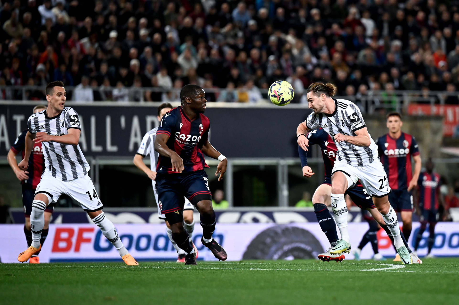 世俱杯改制-波斯尼亚击败斯洛伐克晋级强的简单介绍