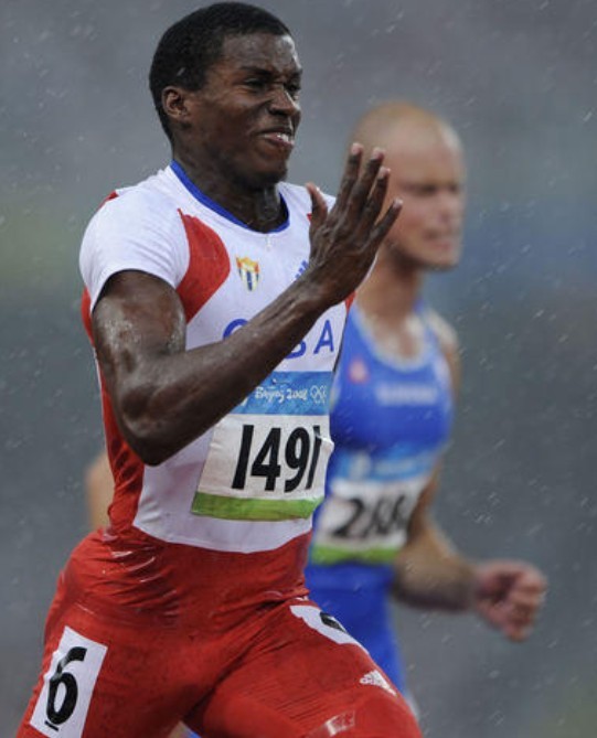 世俱杯奖金-澳大利亚田径选手实力引人瞩目,勇夺铜牌的简单介绍