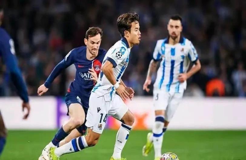 包含瓦伦西亚逼平皇家社会,保持不败战绩的词条 包含瓦伦西亚逼平皇家社会,保持不败战绩的词条