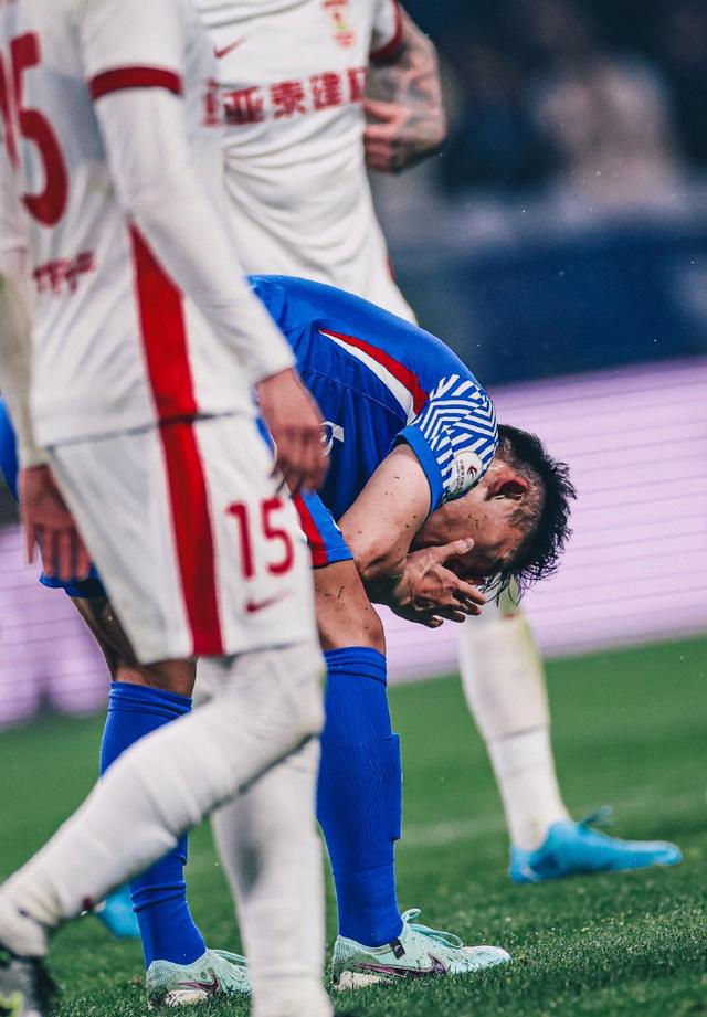 世俱杯冠军-上海申花球员伤愈复出，备战即将到来的比赛的简单介绍