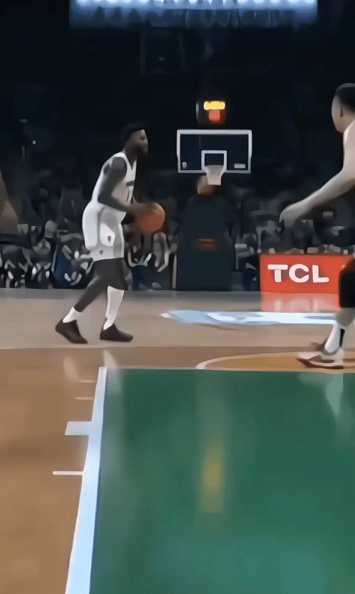 世俱杯直播-比赛场面激动人心,胜负悬念难以捉摸