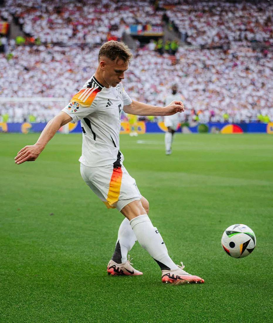 德国国家队备战世界杯，积极训练备战的简单介绍