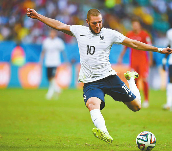 世俱杯时间-西班牙队战胜厄瓜多尔，提前出线