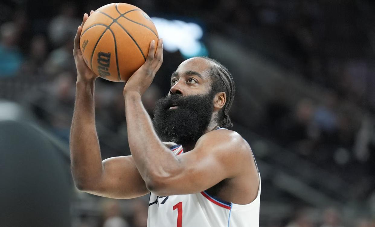 快船逆转胜，新赛季表现逐渐回暖的简单介绍