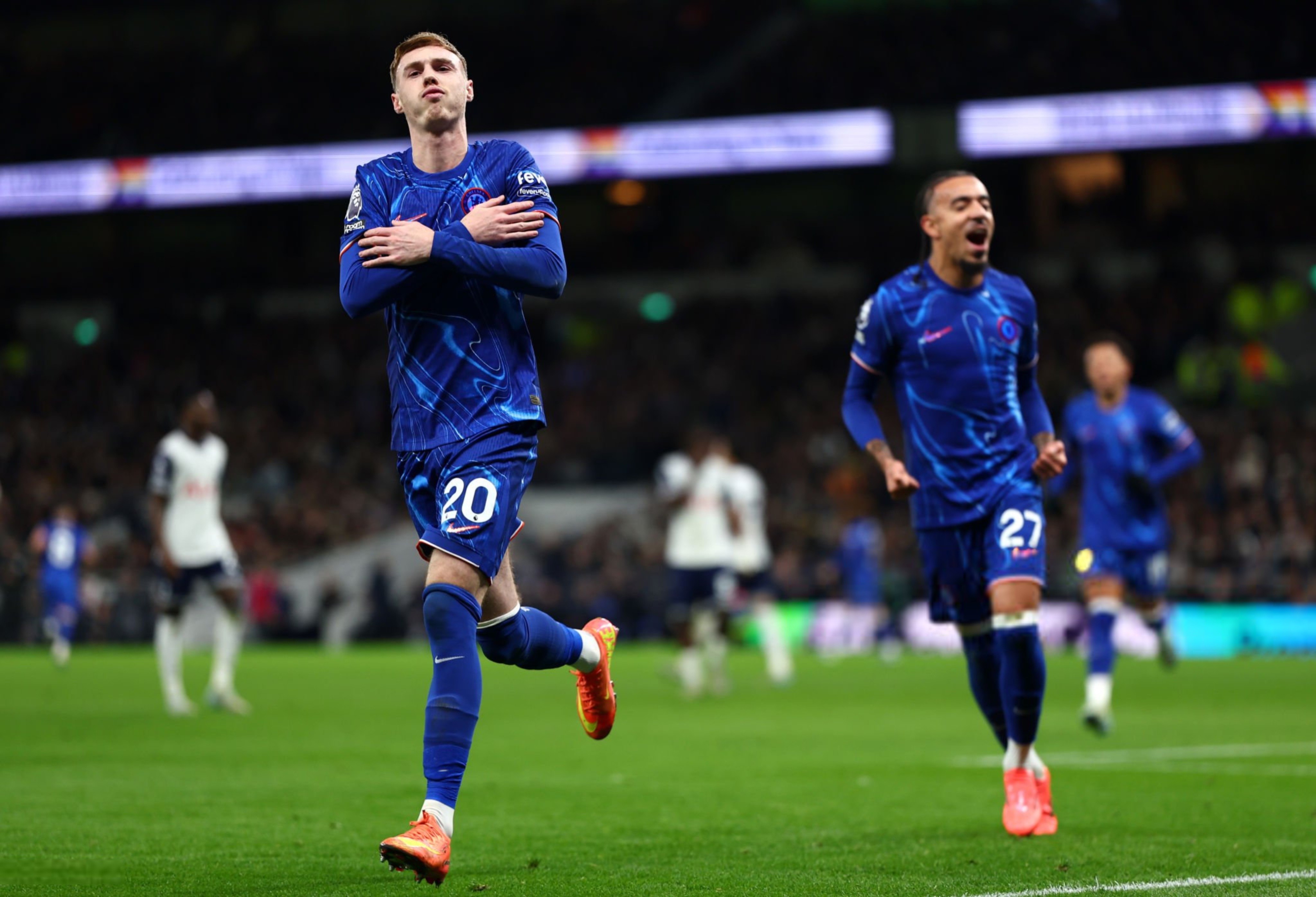 切尔西主场告捷,继续保持不败纪录 切尔西主场告捷,继续保持不败纪录