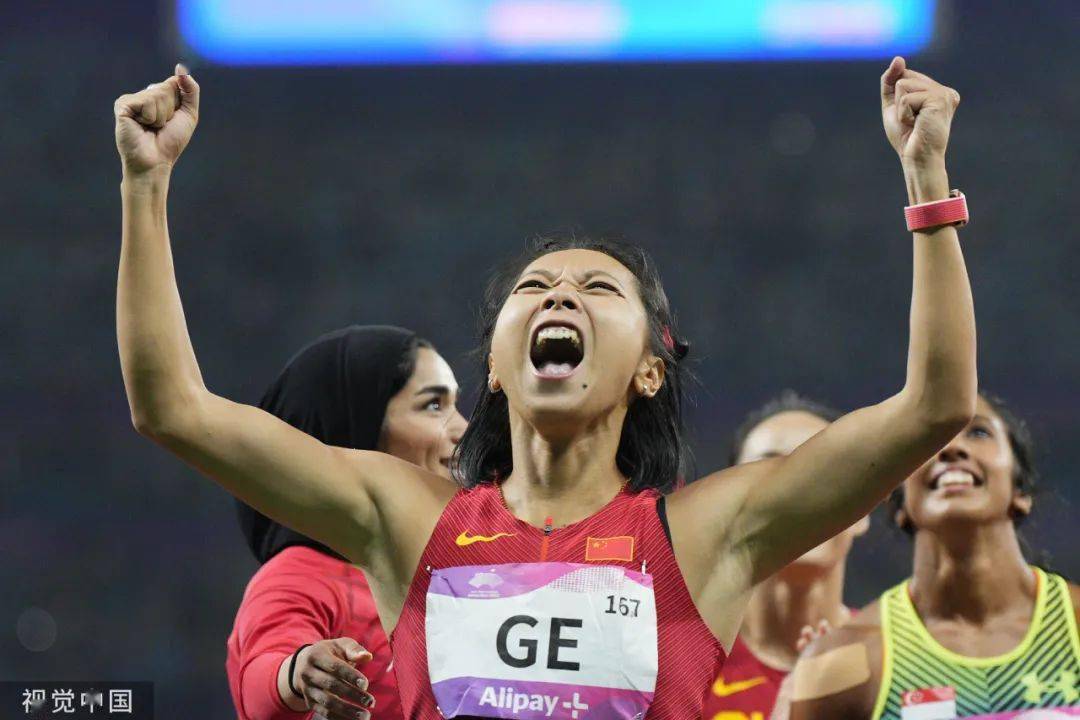 新加坡田径选手突破个人记录,赢得认可 新加坡田径选手突破个人记录,赢得认可