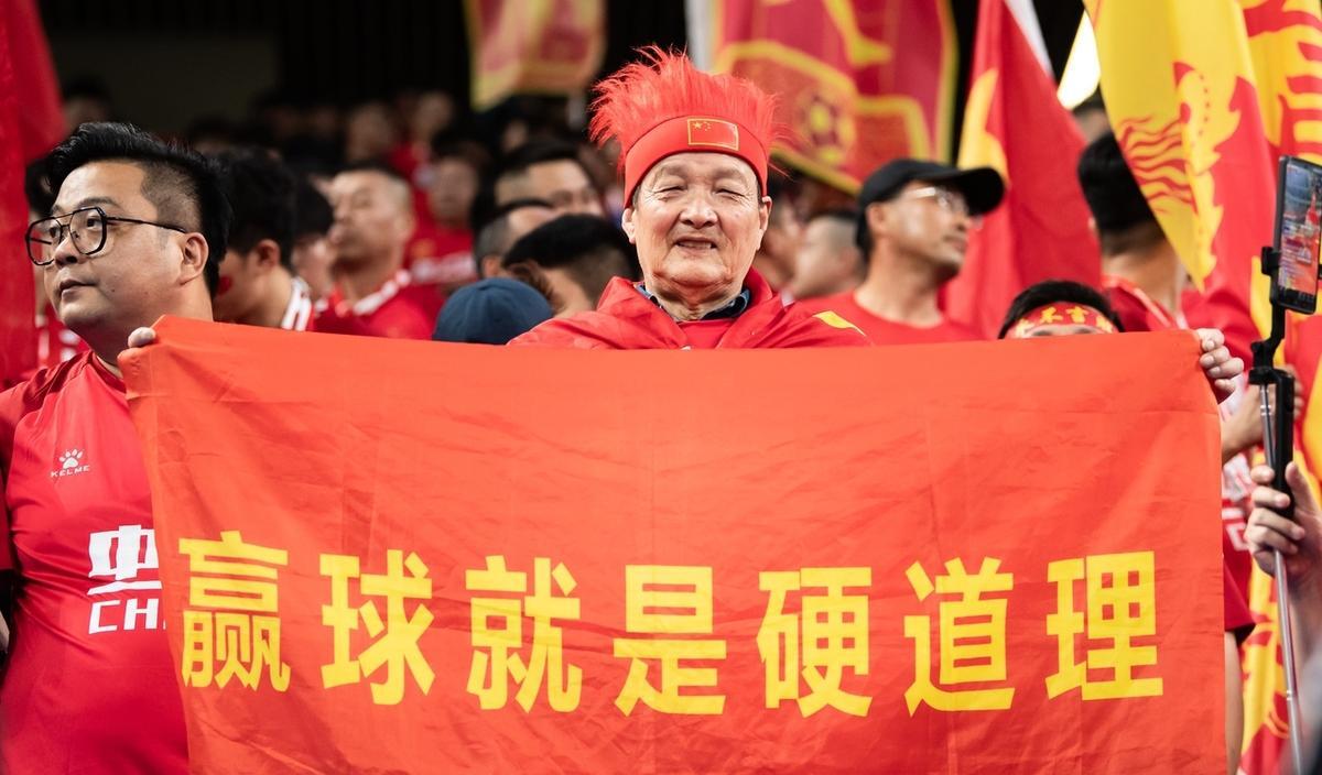 包含马赛客场比擒卡昂，稳固不败积分榜前列的词条