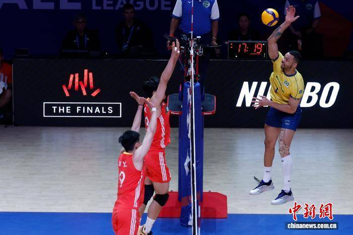 巴西排球队击败劲敌,傲视群雄 巴西排球队击败劲敌,傲视群雄