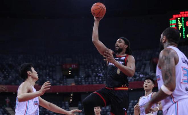 深圳队惊险险胜湖南男篮,用实力创造奇迹的简单介绍 深圳队惊险险胜湖南男篮,用实力创造奇迹的简单介绍