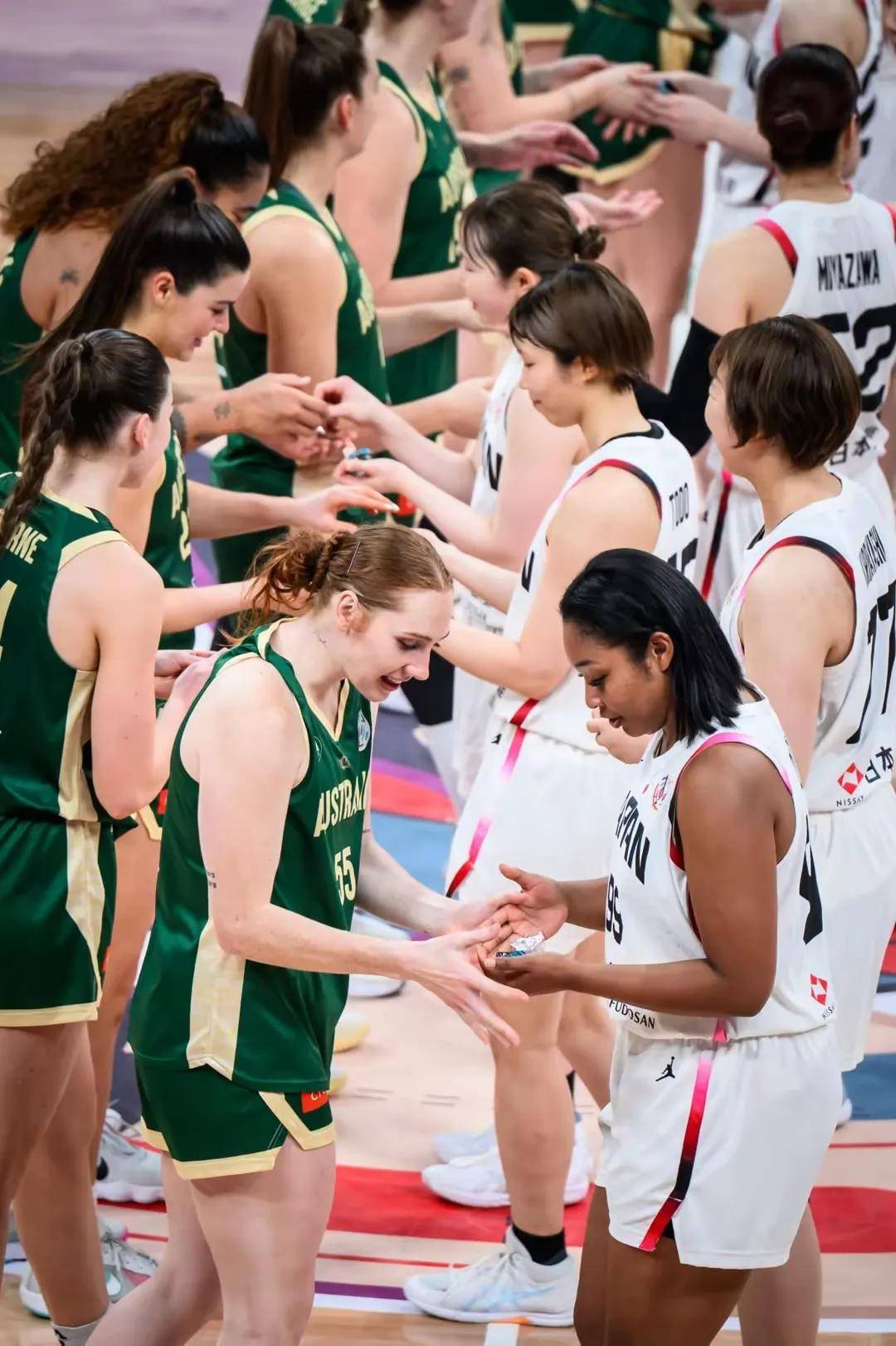 澳大利亚女篮队取得胜利,晋级下一轮比赛的简单介绍 澳大利亚女篮队取得胜利,晋级下一轮比赛的简单介绍