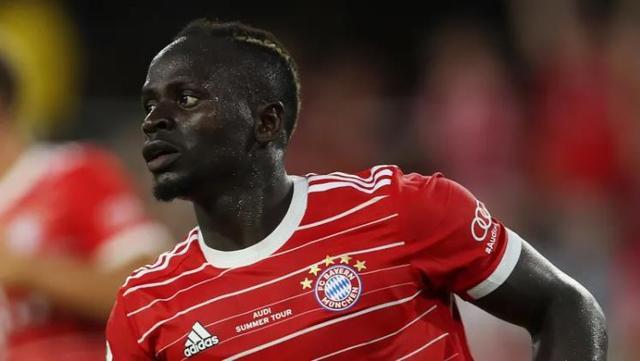 包含瑞士盖尔夫特桑美拉杂志欧冠报道的词条 包含瑞士盖尔夫特桑美拉杂志欧冠报道的词条