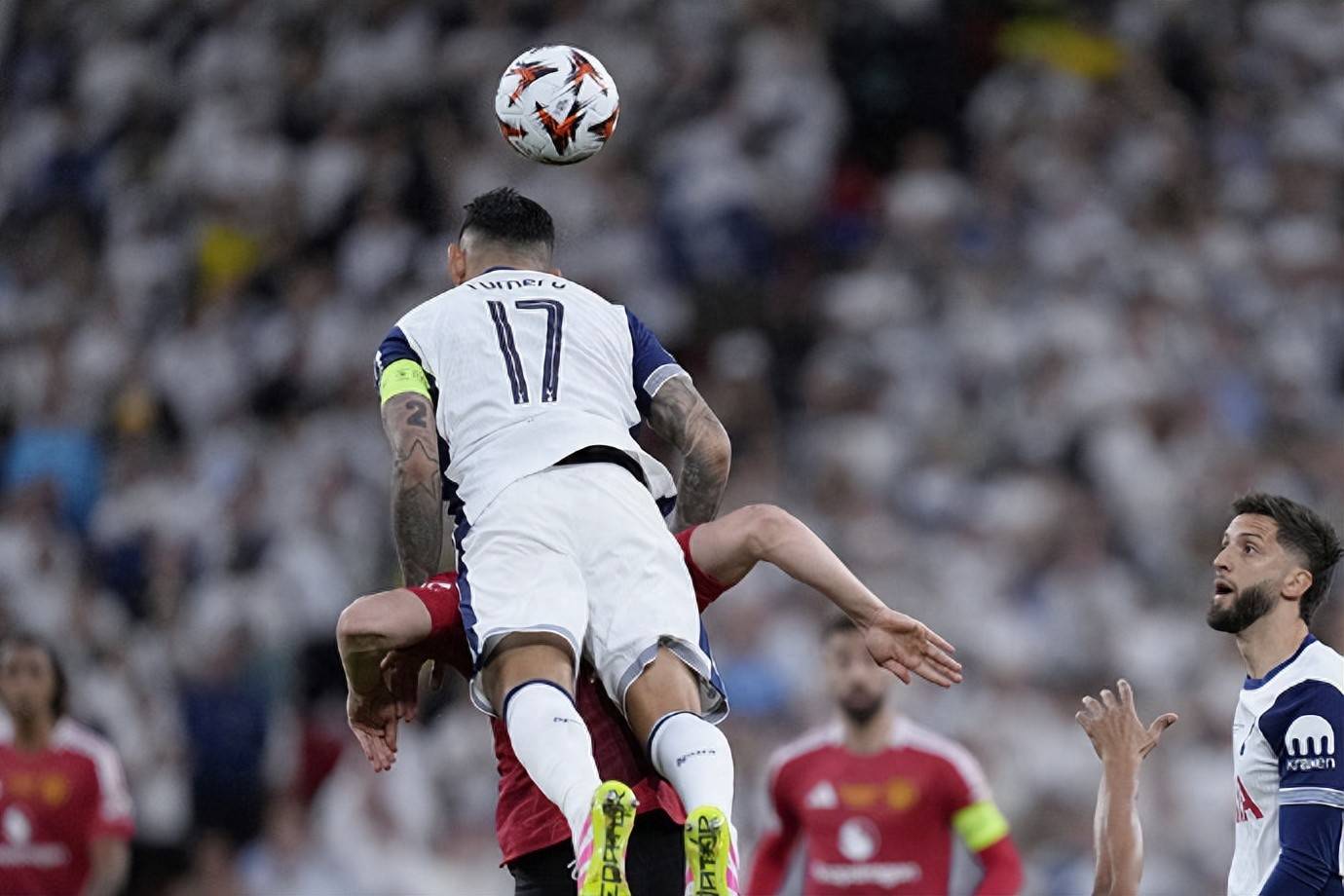 意大利球队斩获关键胜利，晋级欧冠半决赛