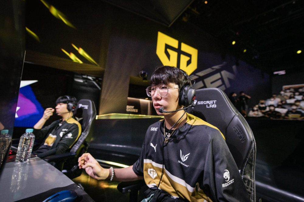 关于GEN血洗G2,Gumayusi打出惊人五杀宿命之战八强赛,技惊四座的信息 关于GEN血洗G2,Gumayusi打出惊人五杀宿命之战八强赛,技惊四座的信息