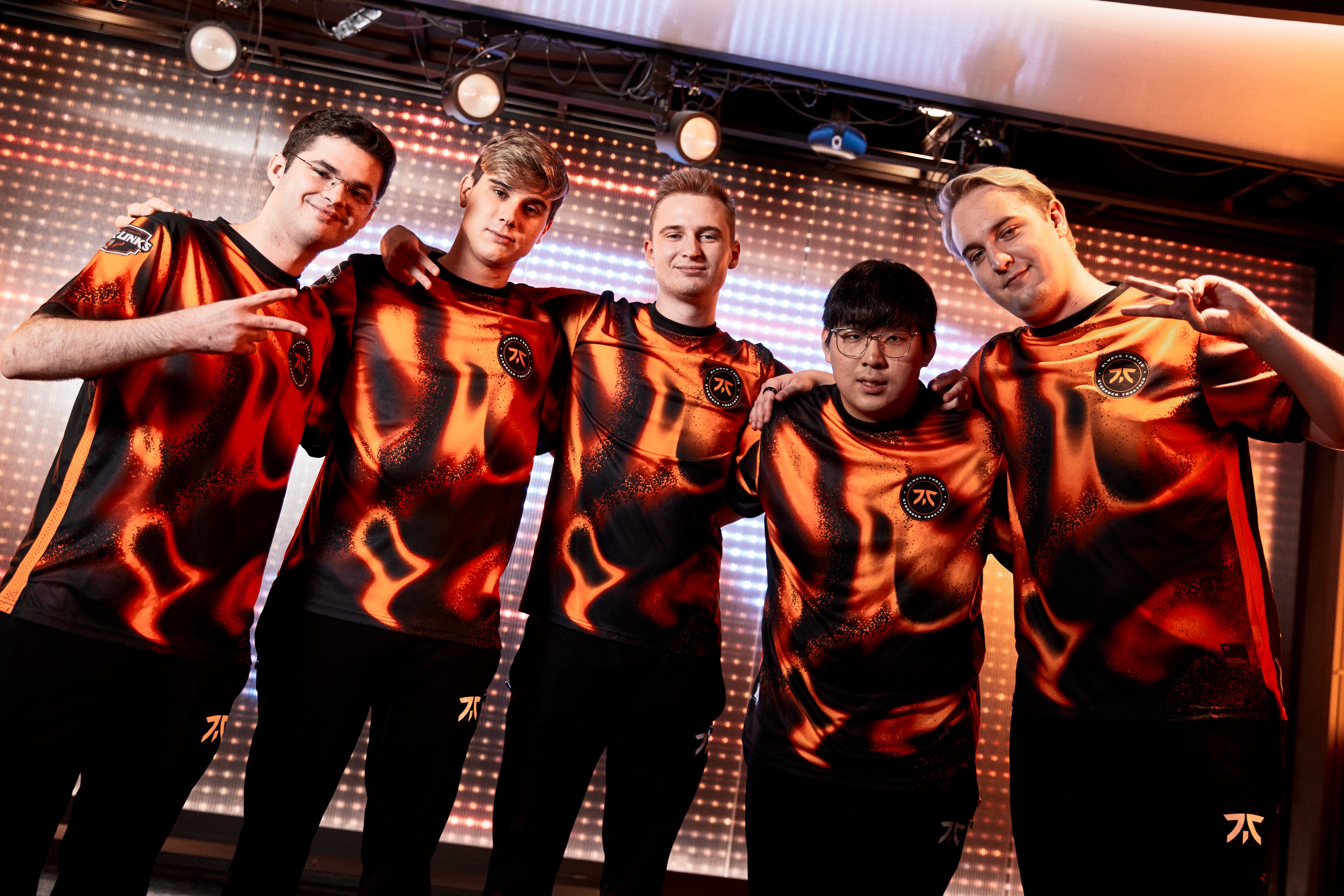 关于GEN血洗FNC,Bin极限生还后反打激烈交锋八强赛,留下经典瞬间的信息 关于GEN血洗FNC,Bin极限生还后反打激烈交锋八强赛,留下经典瞬间的信息