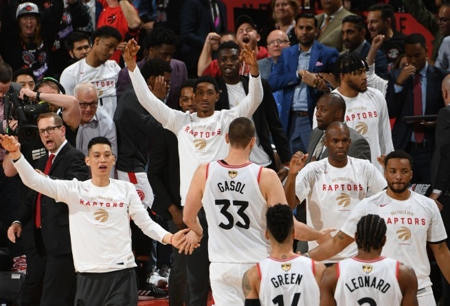 世俱杯改制-关于猛龙队团队士气高涨,助力连胜的信息