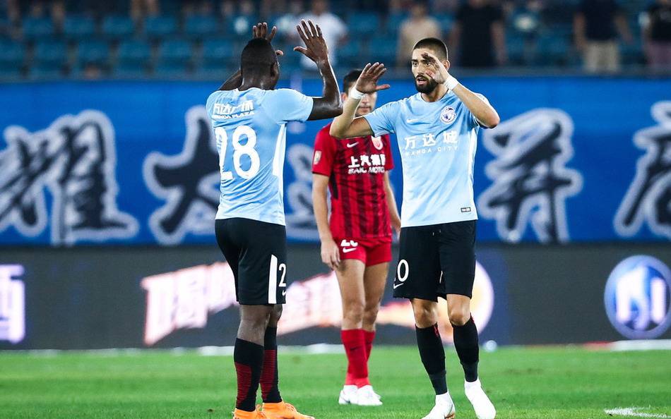 世俱杯决赛-关于大连一方击败对手,取得胜利的关键在于团队合作的信息