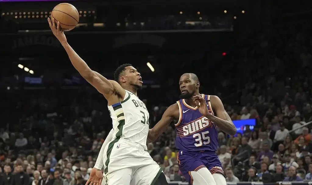 世俱杯奖金-关于雄鹿再胜尼克斯,字母哥连续两场30+表现的信息