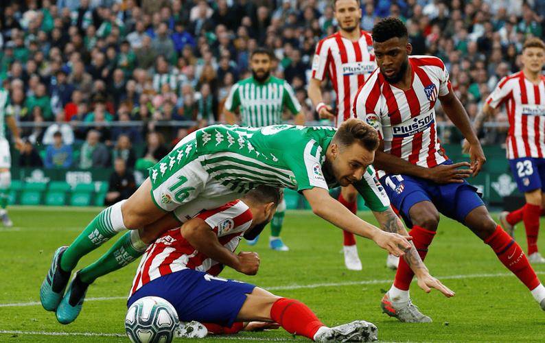 世俱杯时间-皇家社会客场逼平莱加内斯排名第三