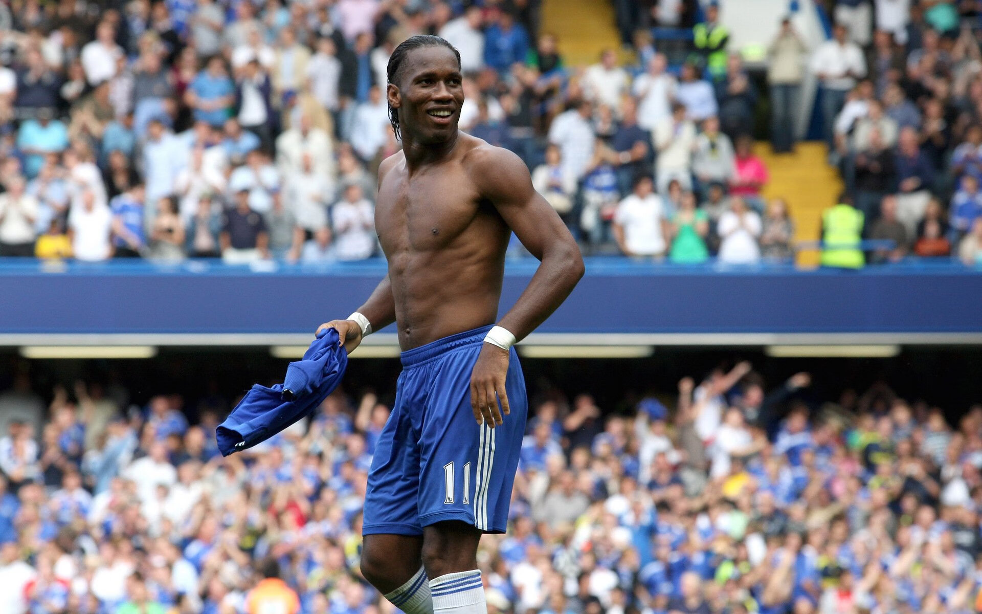 世俱杯-深陷泥沼，钢都铁蹄折戟鹏城，当米切尔的蛛网绞杀辽宁飞翼