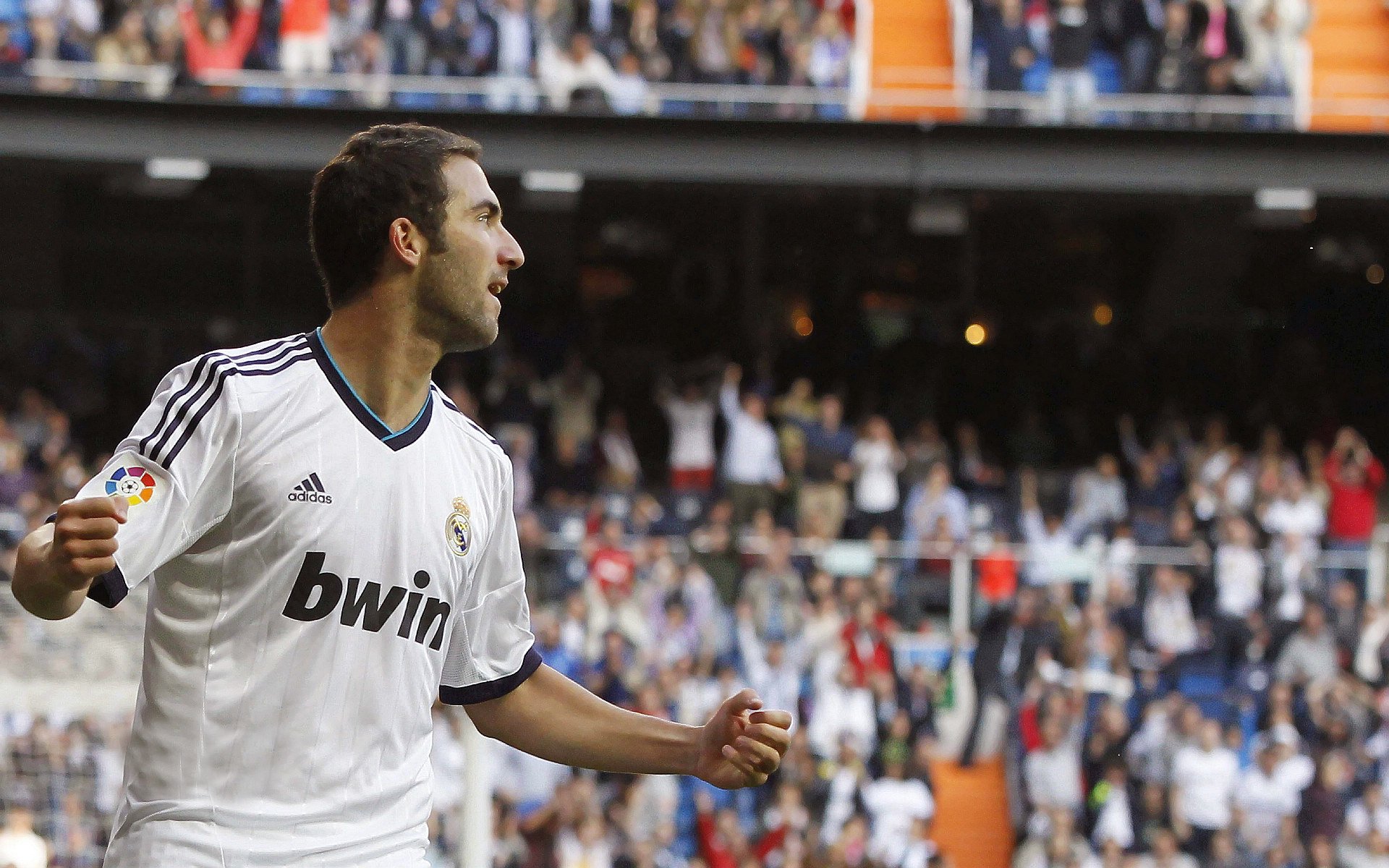 世俱杯2025-黄金右脚统治大数据时代，2026世界杯之夜，巴尔韦德1射2传+17.3公里跑动封神